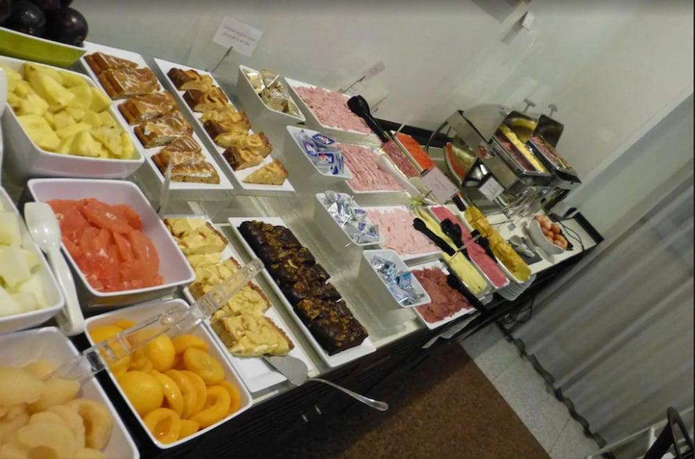 拉斐尔阿托查酒店 马德里 外观 照片